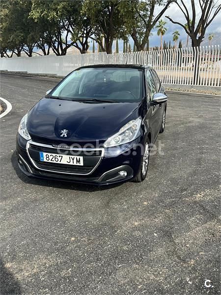 Azul Usado 2017 Peugeot 208 Roland Garros Utilitario | 8900 € (Precio justo) - Imagen 1/2