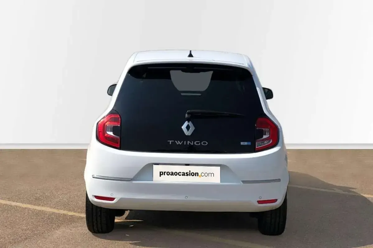 Begagnad Renault Twingo Zen 60 kW (82 HK) 2022 Vit Halvkombi