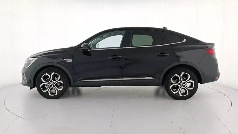 Usado Renault Arkana Zen 145 CV (106 kW) 2022 Negro SUV