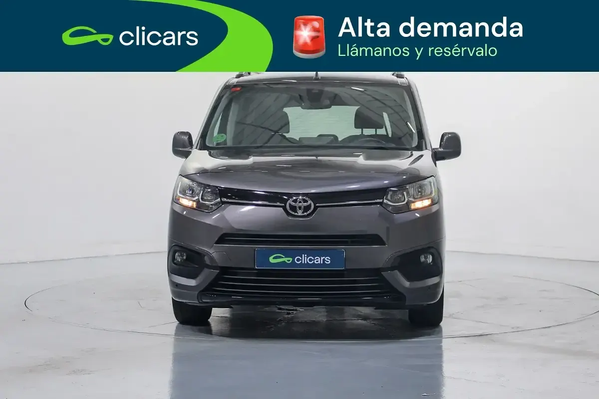 Usado Toyota Proace Verso Active 130 CV (95 kW) 2021 Marrón Familiar