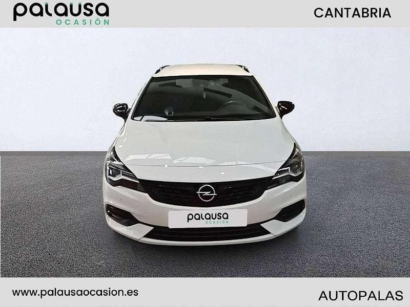 Usado Opel Astra Ultimate 147 CV (108 kW) 2022 Blanco Familiar