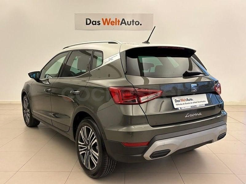 Usado Seat Arona Xperience 115 CV (84 kW) 2025 Gris SUV