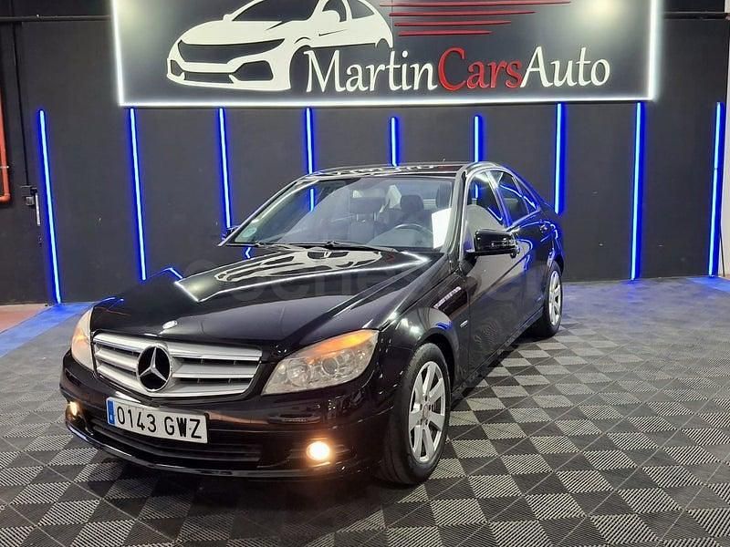 Usado Mercedes C180 156 CV (114 kW) 2010 Negro Familiar