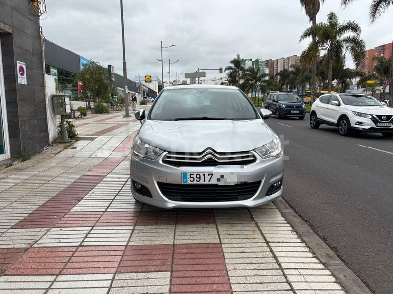 Gris / plata Usado 2015 Citroën C4 Live Berlina | 7990 € (Caro) - Imagen 1/4