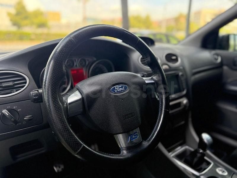 Usado Ford Focus RS 305 CV (224 kW) 2010 Verde Berlina