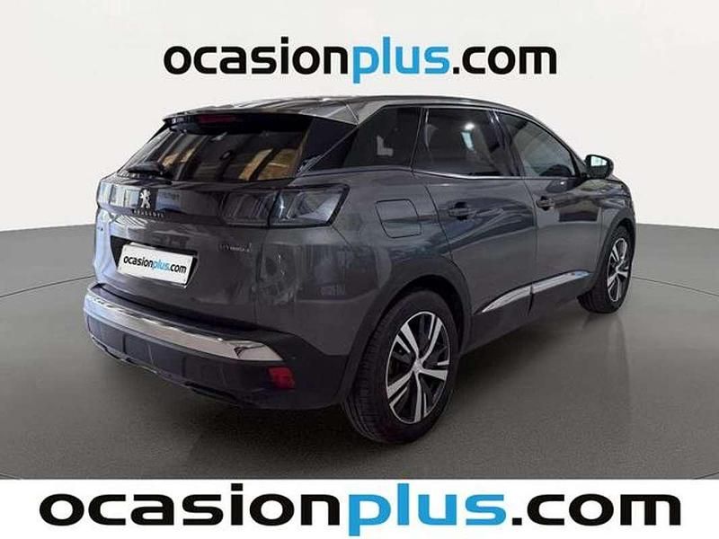 Usado Peugeot 3008 Allure 156 CV (114 kW) 2023 Plateado Monovolumen