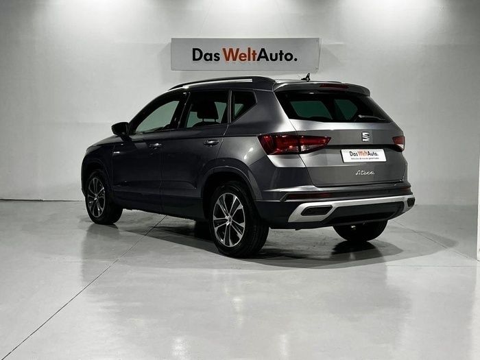 Gris Usado 2024 Seat Ateca Style SUV | 26.500 € (Precio justo) - Imagen 1/4