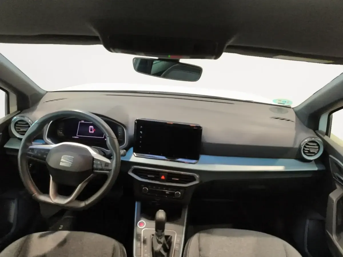 Usado Seat Arona XCELLENCE 110 CV (80 kW) 2021 Blanco SUV
