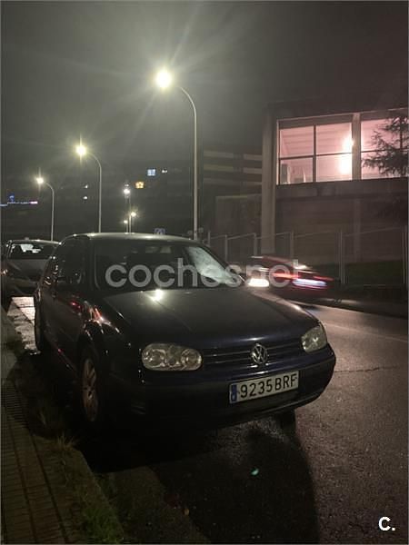 Azul Usado 2001 VW Golf IV Highline Berlina | 1500 € (Super precio) - Imagen 1/3