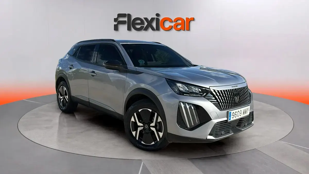 Käytetty Peugeot 2008 Allure 131 HP (96 kW) 2024 Katumaasturi