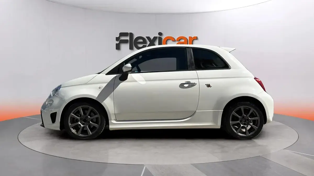 Usado Abarth 595 165 CV (121 kW) 2022 Blanco Berlina