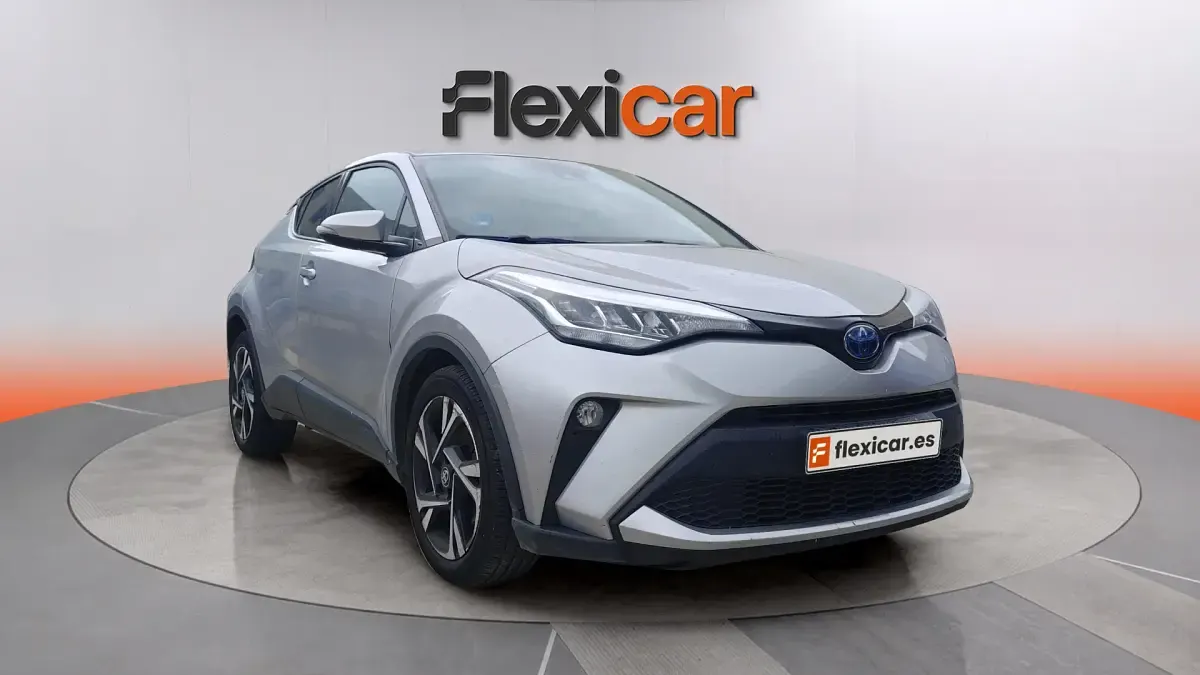 Begagnad Toyota C-HR Advance 122 HK (89 kW) 2022 SUV