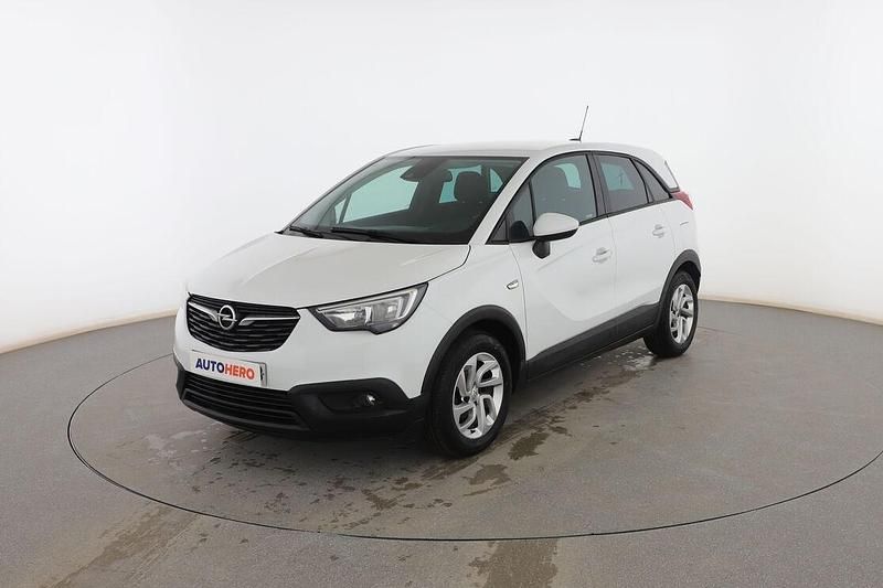 Usado Opel Crossland X Selective 82 HP (60 kW) 2017 Branco SUV