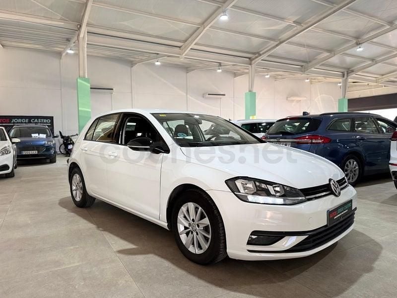 Usado VW Golf VII Advance 115 CV (84 kW) 2021 Blanco Utilitario