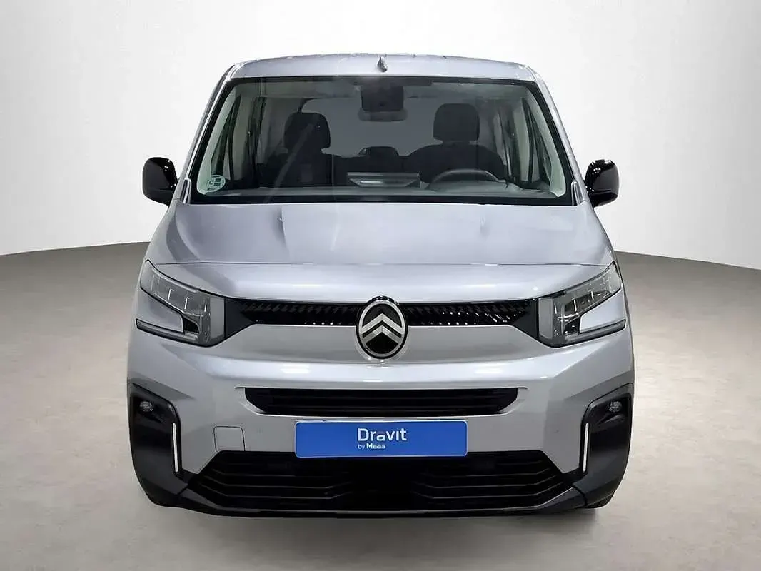 Usado Citroën Berlingo 103 CV (75 kW) 2025 Plateado Monovolumen