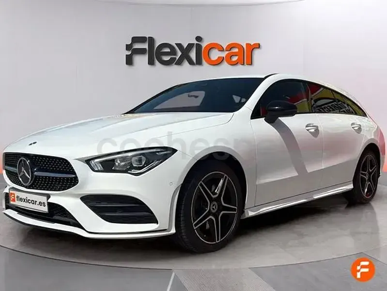 Usado Mercedes CLA250e Shooting Brake 218 CV (160 kW) 2022 Blanco Familiar
