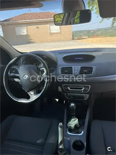 Usado Renault Mégane III LIMITED 95 CV (69 kW) 2015 Blanco Berlina