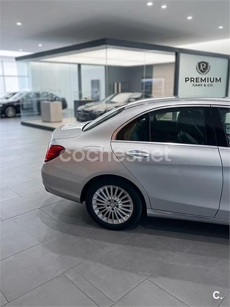 Usado Mercedes C200 136 CV (100 kW) 2015 Gris / plata Berlina