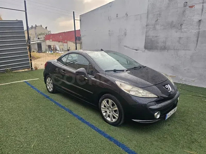Usado Peugeot 207 GT 110 CV (80 kW) 2006 Negro Berlina