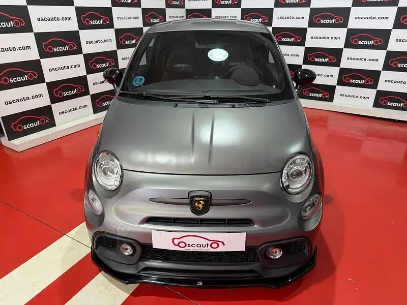 Usado Abarth 595 Competizione 180 CV (132 kW) 2020 Gris / plata Berlina