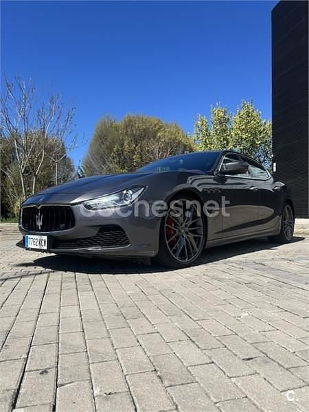 Usado Maserati Ghibli 410 CV (301 kW) 2015 Gris / plata Berlina