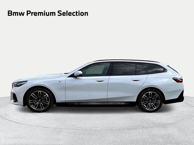 Usado BMW 530e Comfort Edition 299 CV (219 kW) 2025 Familiar