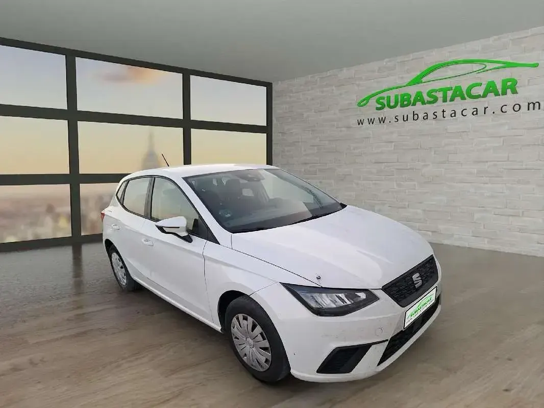 Usado Seat Ibiza 80 CV (58 kW) 2023 Blanco Utilitario