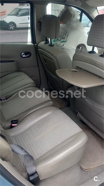 Azul Usado 2005 Renault Scénic II Dynamique Monovolumen | 3100 € (Buen precio) - Imagen 1/4