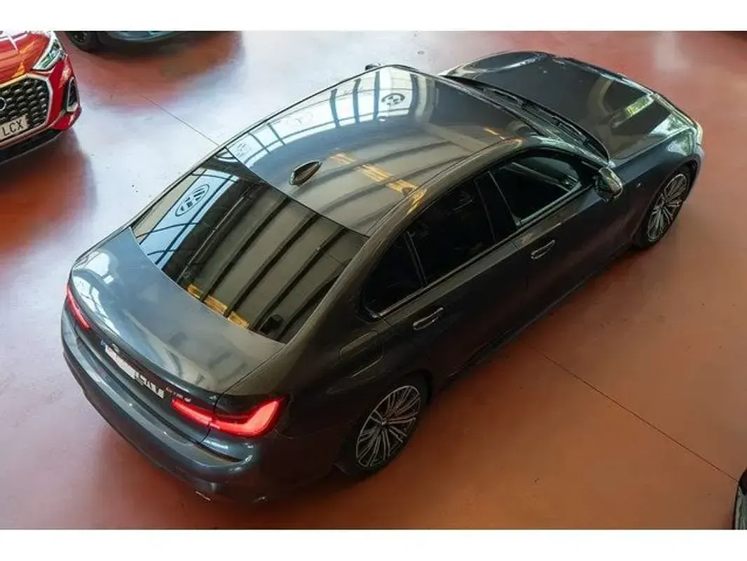 Usado BMW 318 Shadowline 150 CV (110 kW) 2020 Gris Berlina