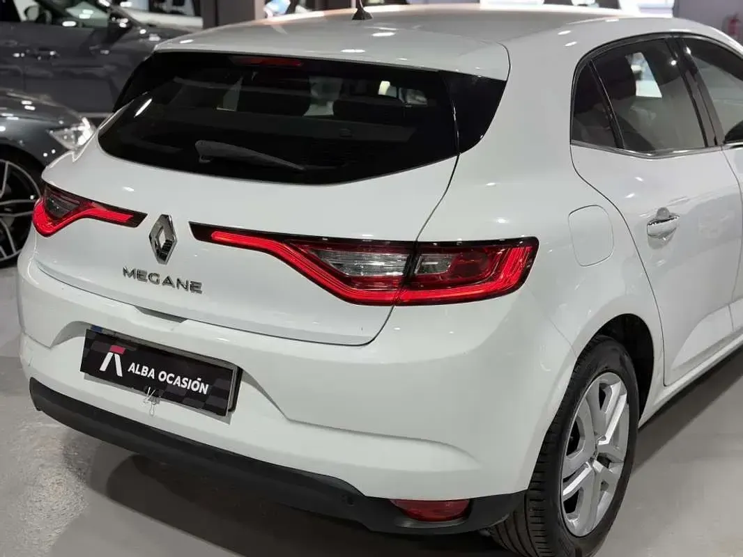 Usado Renault Mégane IV Business 95 CV (69 kW) 2020 Blanco Utilitario