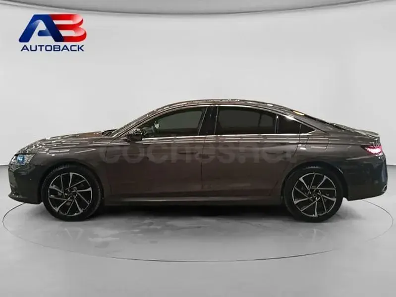 Usado DS Automobiles DS9 Rivoli 250 CV (183 kW) 2023 Grisnegro Berlina