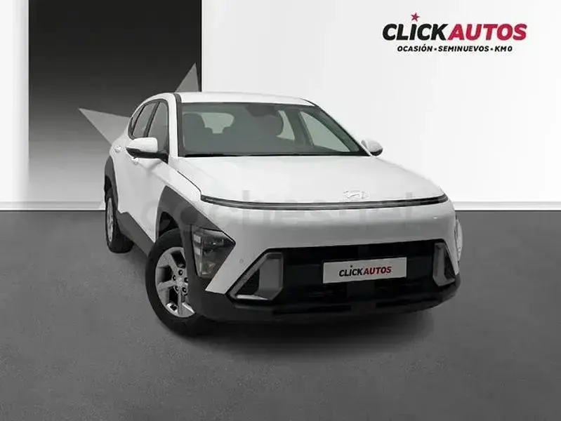 Usado Hyundai Kona 120 CV (88 kW) 2024 Blanco SUV