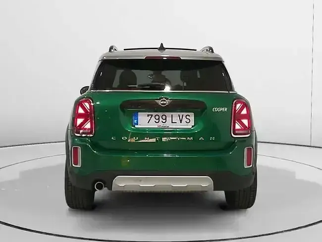 Usado Mini Cooper Countryman 136 CV (100 kW) 2021 Verde SUV