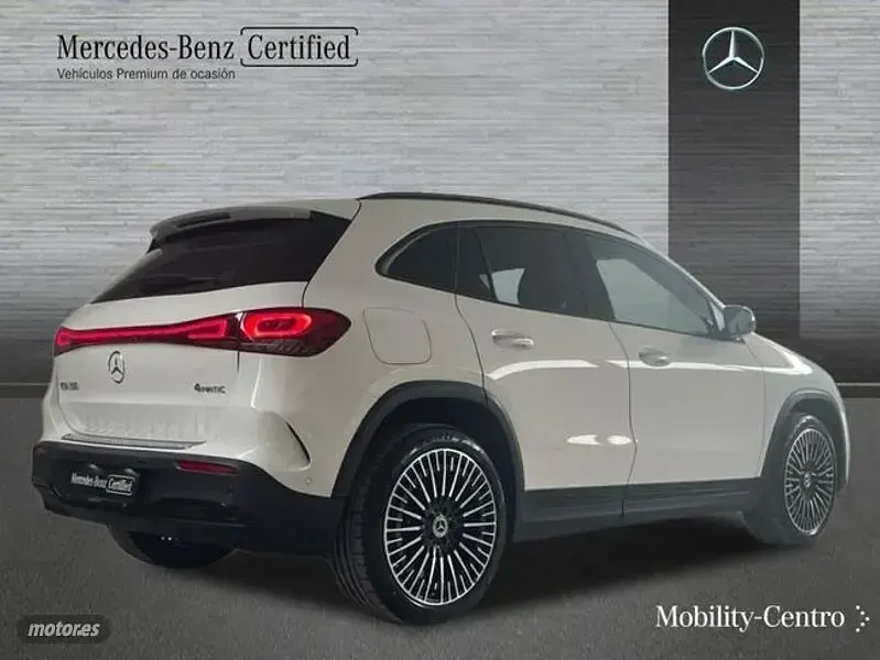 Usado Mercedes EQA350 AMG line 214 kW (292 CV) 2024 Blanco SUV