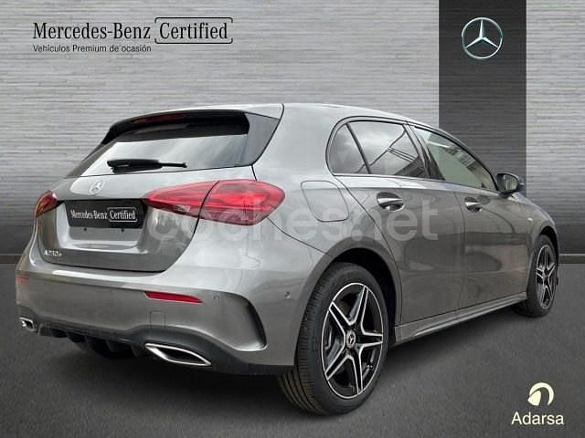 Nuevo Mercedes A250 AMG line 218 CV (160 kW) 2025 Gris / plata Berlina