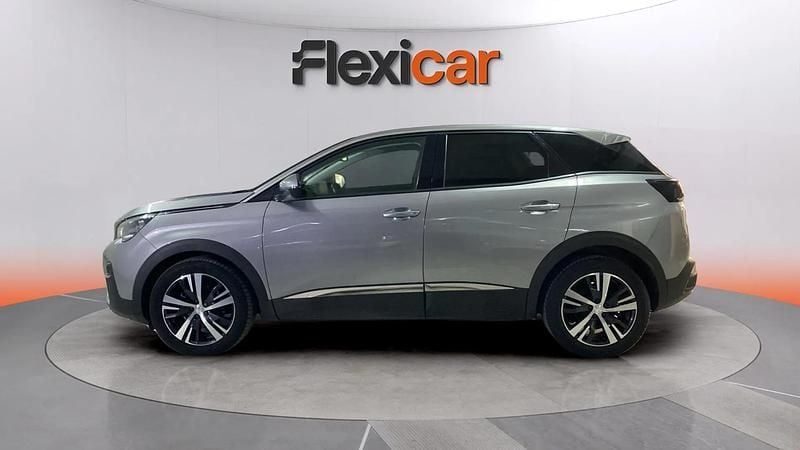 Usado Peugeot 3008 Allure 131 CV (96 kW) 2019 Gris Monovolumen