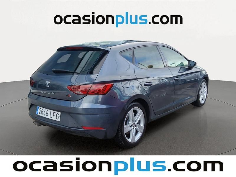 Usado Seat Leon FR 150 CV (110 kW) 2020 Gris Utilitario