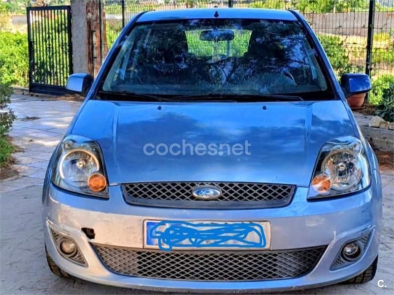 Azul Usado 2007 Ford Fiesta Ghia Utilitario | 2000 € (Buen precio) - Imagen 1/4