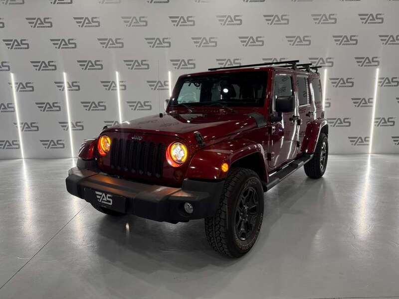 Rojo Usado 2012 Jeep Wrangler Unlimited Sahara SUV | 26.500 € (Super precio) - Imagen 1/4