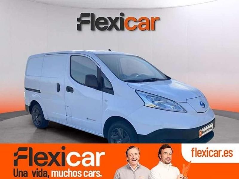 Blanco Usado 2017 Nissan e-NV200 Comfort Van | 7990 € - Imagen 1/4