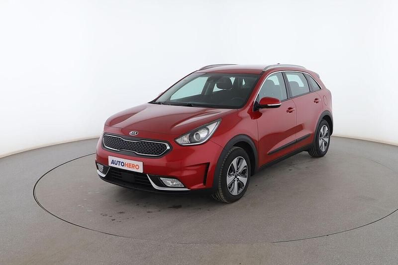 Usado Kia Niro 141 CV (103 kW) 2019 Rojo SUV