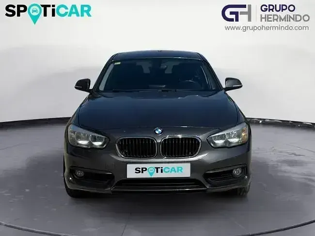 Usado BMW 116 Comfort Edition 116 CV (85 kW) 2018 Gris Utilitario