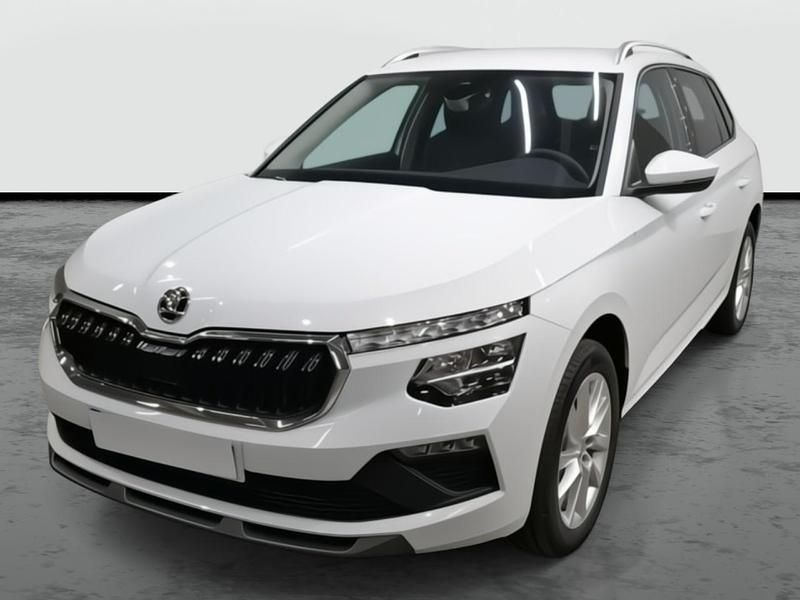 Usado Skoda Kamiq Selection 115 CV (84 kW) 2025 Blanco luna metalizado SUV
