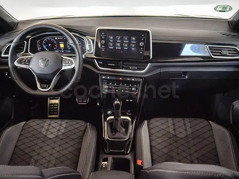 Usado VW T-Roc Cabriolet R-line 150 CV (110 kW) 2025 Rojo SUV