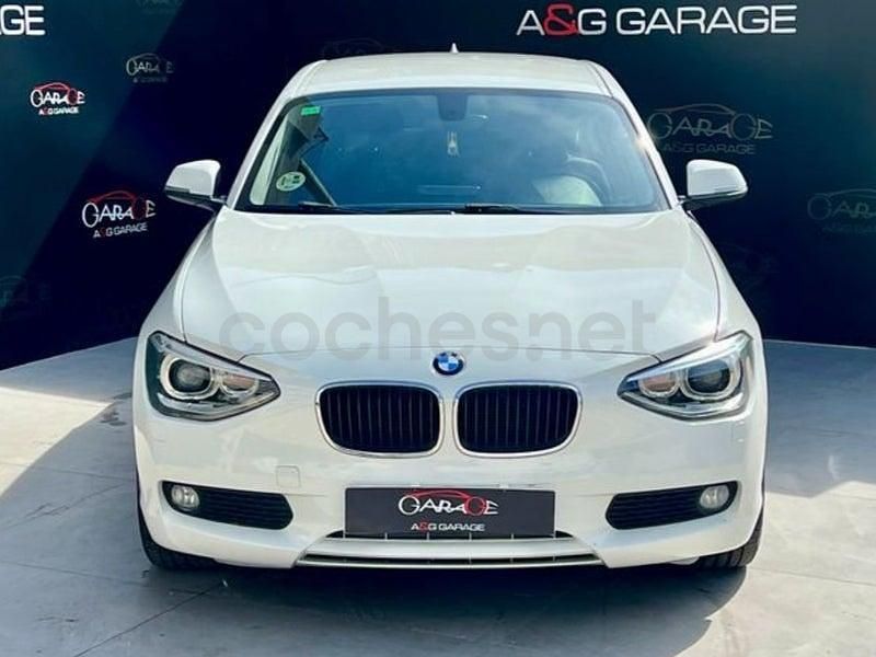 Usado BMW 116 Sport Line 116 CV (85 kW) 2014 Blanco Utilitario
