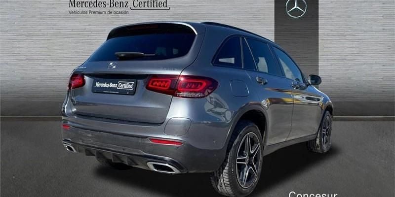 Usado Mercedes GLC300e 306 CV (225 kW) 2022 Gris