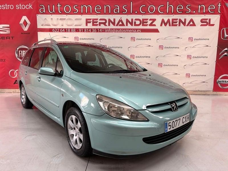 Usado Peugeot 307 110 CV (80 kW) 2004 Verde Familiar