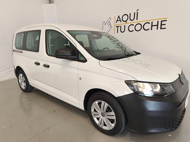 Usado VW Caddy 102 CV (75 kW) 2023 Blanco Monovolumen