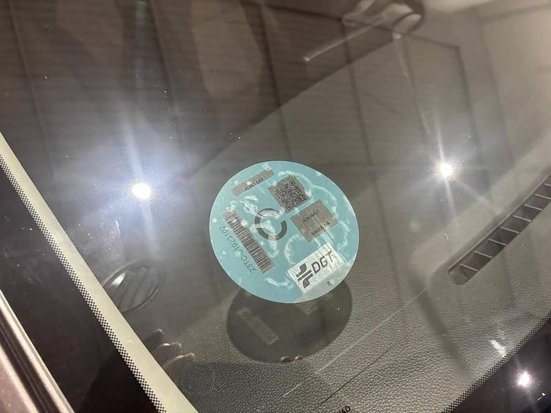 Usado Kia Stonic 84 CV (61 kW) 2023 Gris SUV