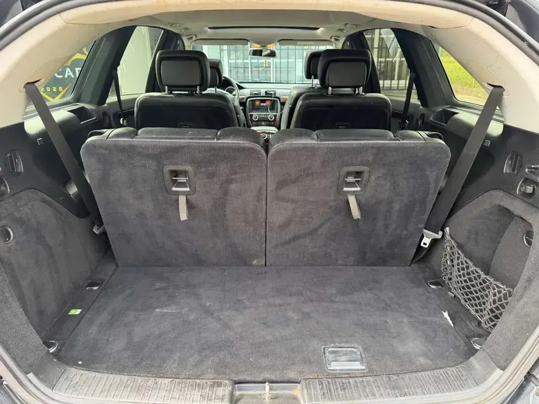 Usado Mercedes R320 224 CV (164 kW) 2007 Negro Monovolumen